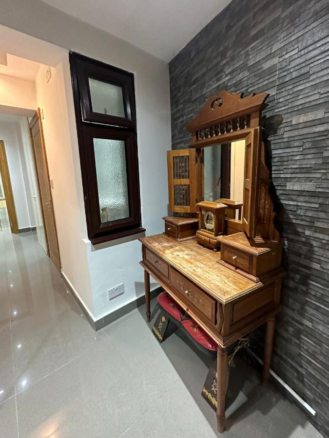 Relaxing Room In Spacious House London Kültér fotó